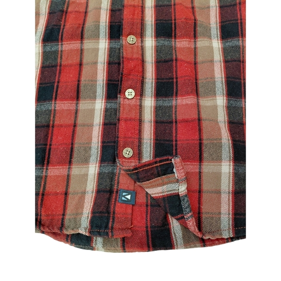 Red and Black Flannel Plaid Casual Button Down Shirt with Hood - Picture 5 of 11